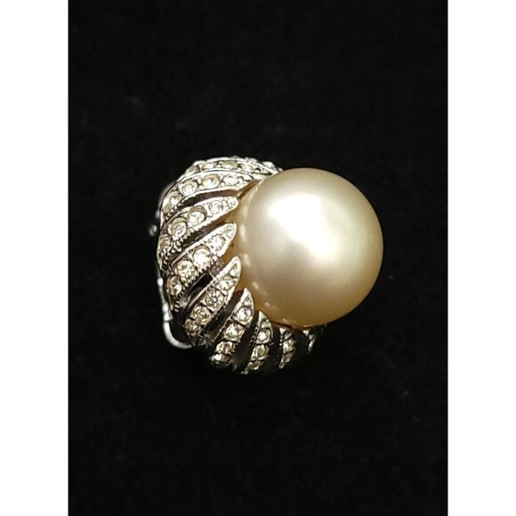 Vintage Kenneth Jay Lane Couture Pearl Rhinestone Silver Tone Clip On Earrings - Picture 2 of 7